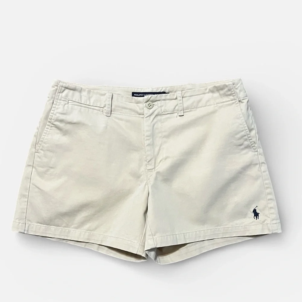 Ralph Lauren Sport 5“ Chino Short in Khaki Size 6 - Picture 5 of 7